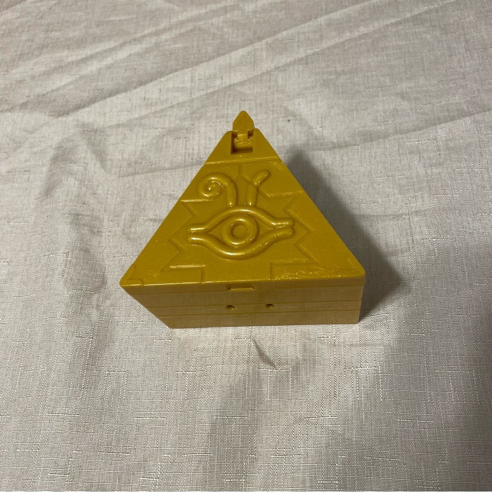 Yu-Gi-Oh Millennium Puzzle Necklace Plastic Case